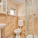 Prázdninový dům 2 Bedroom Stunning In Herceg Novi *