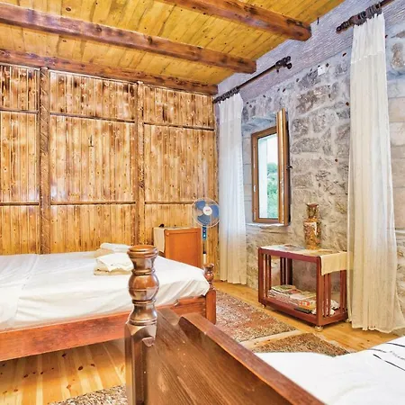 2 Bedroom Stunning In Herceg Novi * Sitnica