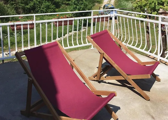 Vakantiehuis 2 Bedroom Stunning In Herceg Novi Sitnica