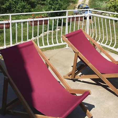 בית נופש 2 Bedroom Stunning In Herceg Novi Sitnica