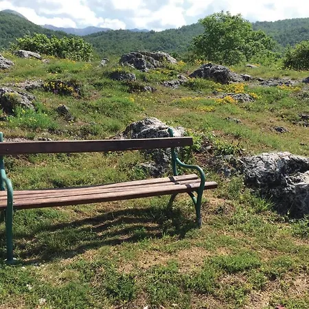 Holiday home 2 Bedroom Stunning In Herceg Novi Dubravka